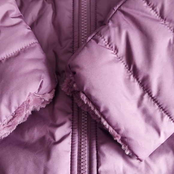 SOLD!! North Face Mossbud Swirl Pikes Purple Reversible Jacket Girls XL (18) NWT - Picture 8 of 16